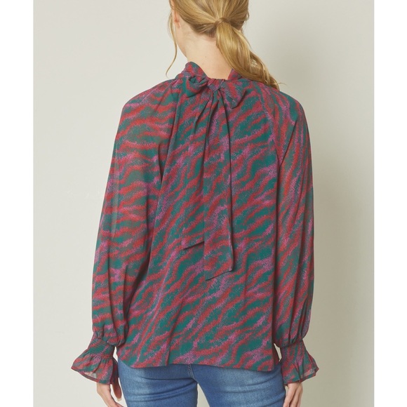 🌹🌹🌹ENTRO Tie in the back blouse🌹🌹🌹 - Picture 2 of 10